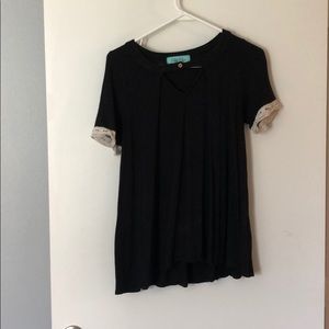 Black Lace-sleeved Top